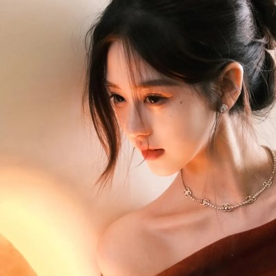 纸月亮
